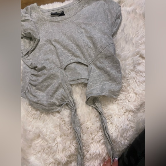 Urban Outfitters Light Gray Tie-Front Crop Top - Picture 14 of 14